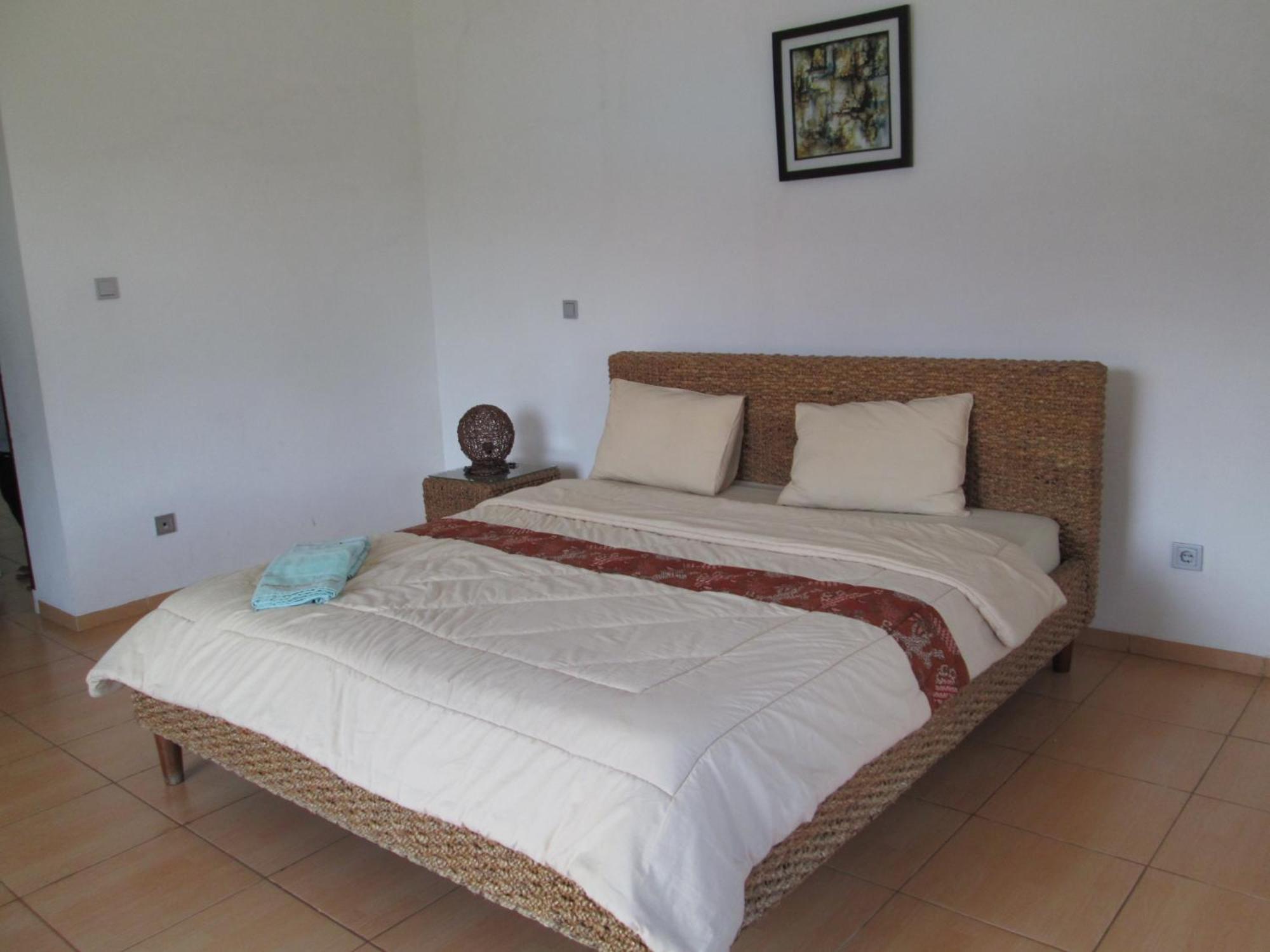 Osmond Villa Resort Lembang Exterior photo